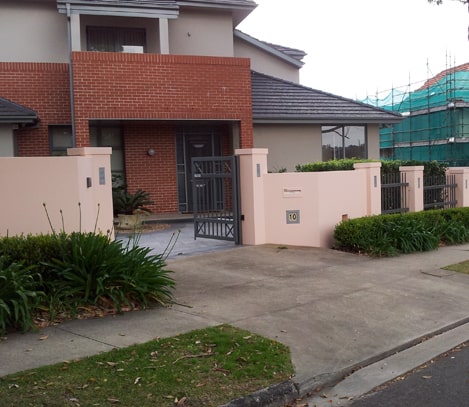 Painter Frenchs Forest